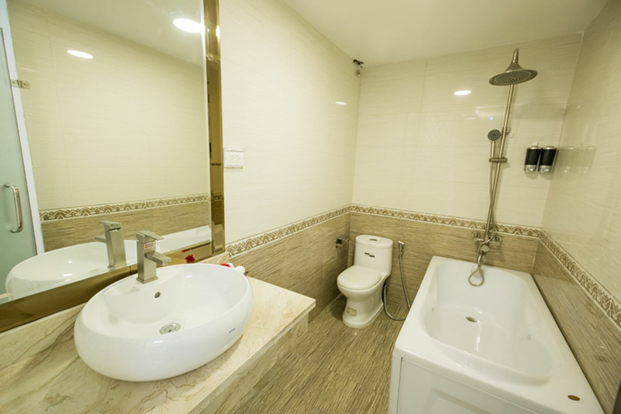 Little Hanoi Deluxe Hotel Luaran gambar